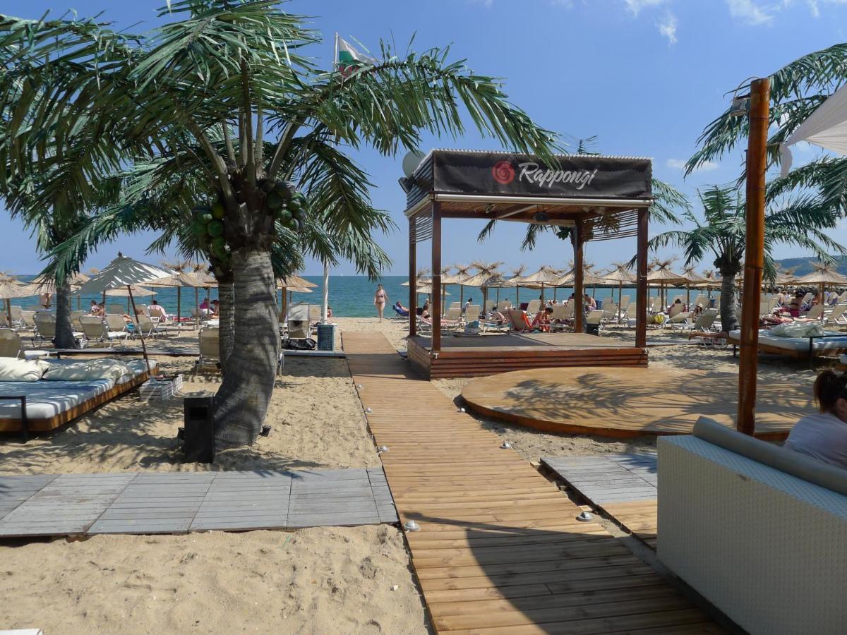 Sea Garden Apartment Varna Exteriör bild