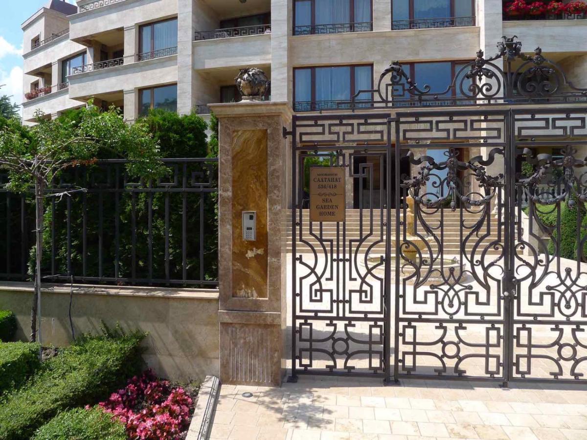 Sea Garden Apartment Varna Exteriör bild