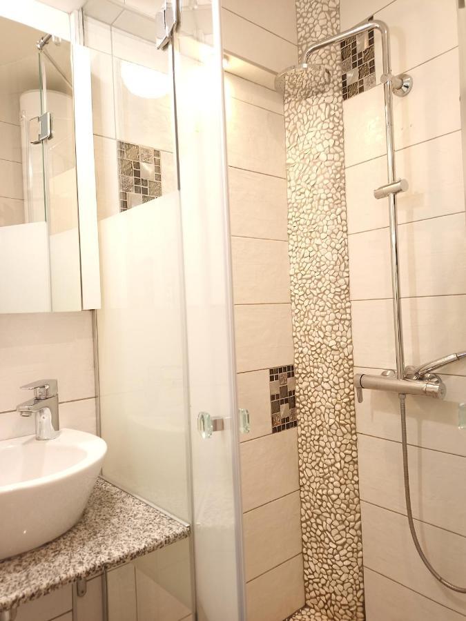 Sea Garden Apartment Varna Exteriör bild