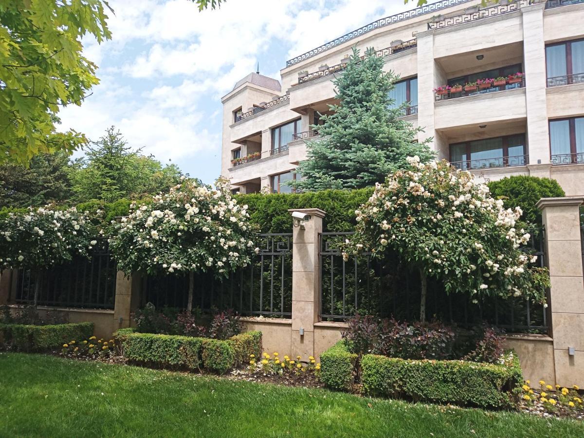 Sea Garden Apartment Varna Exteriör bild